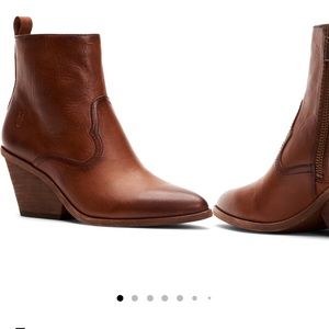 GUC Frye Amado Demi Wedge